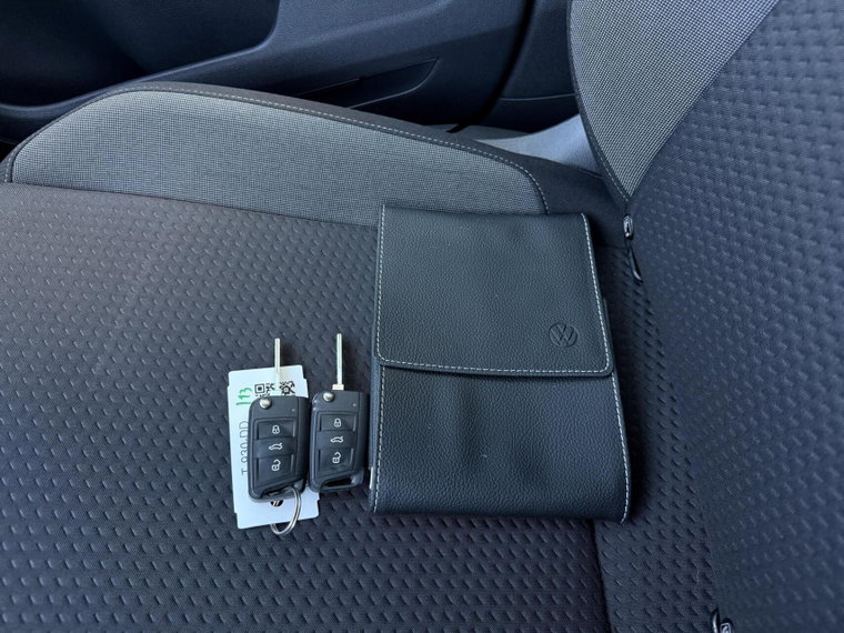 Vehicle Image 39