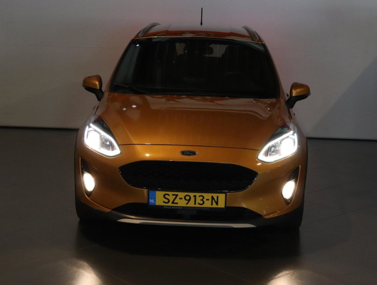 Vehicle Image 32