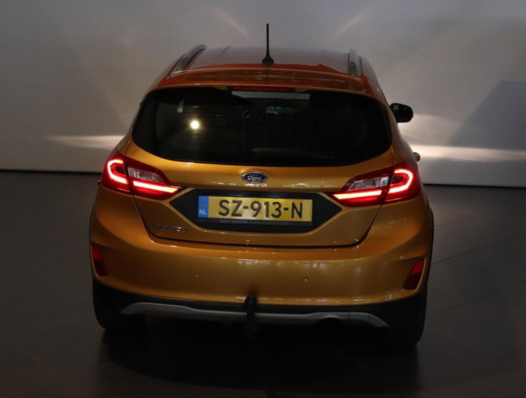 Vehicle Image 33