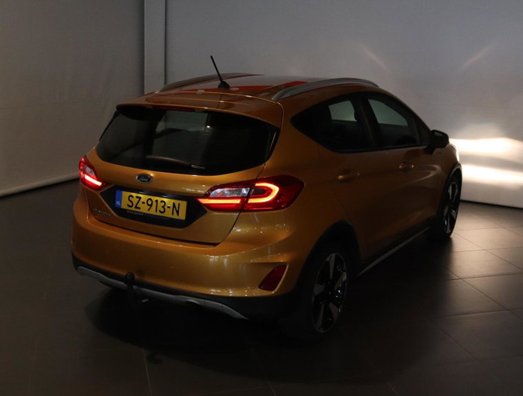 Vehicle Image 35