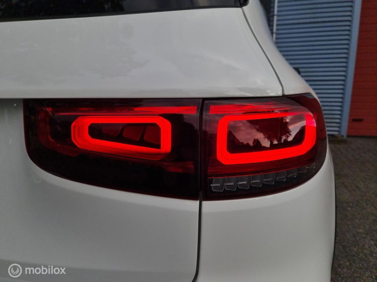 Vehicle Image 40