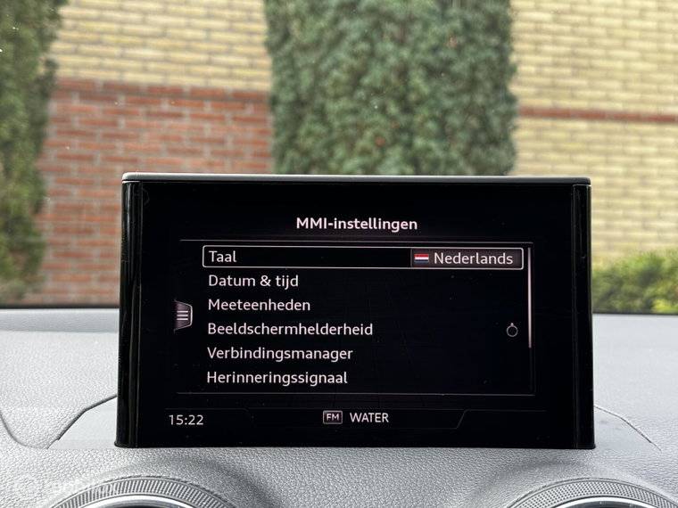 Vehicle Image 28
