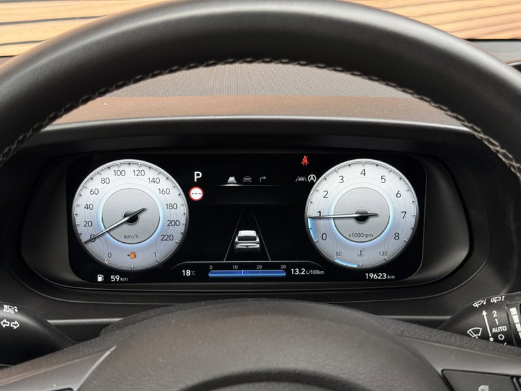 Vehicle Image 24