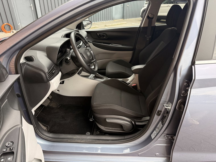 Vehicle Image 39