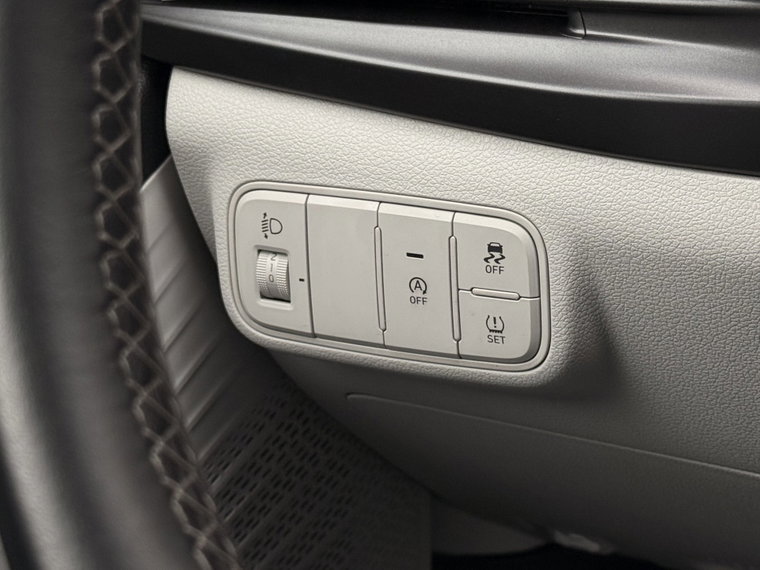 Vehicle Image 41