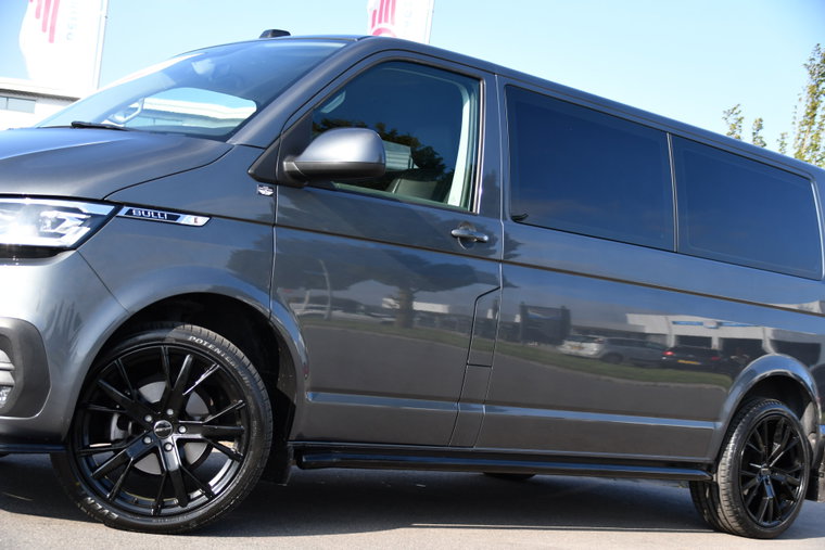 Vehicle Image 35