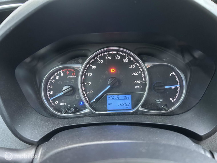 Vehicle Image 16