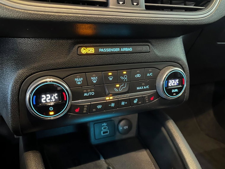 Vehicle Image 27