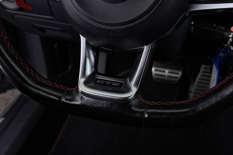 Vehicle Image 33