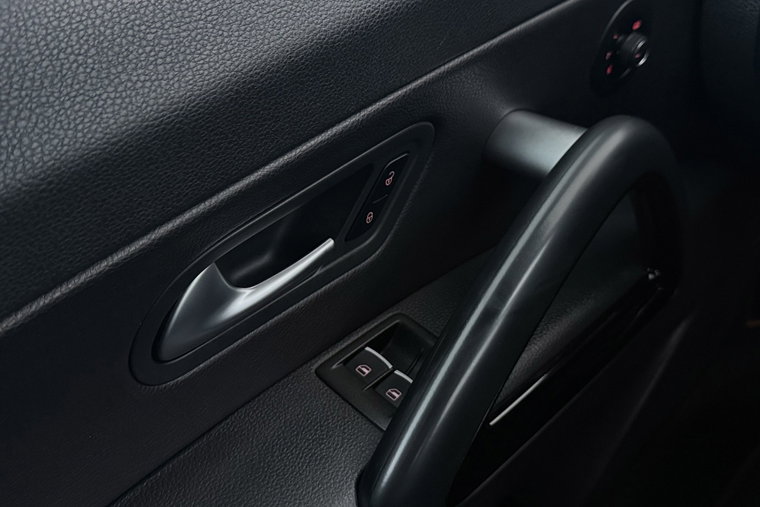 Vehicle Image 35