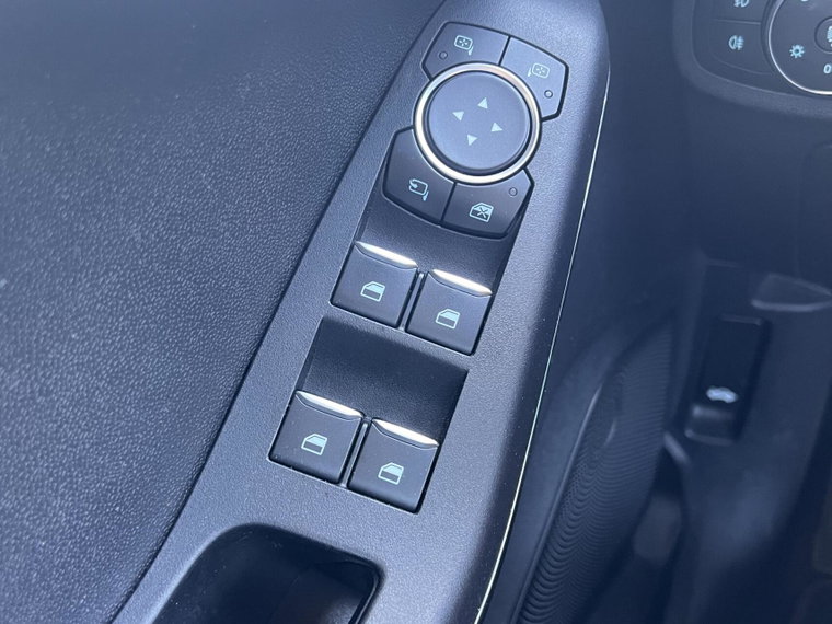 Vehicle Image 34