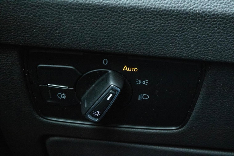 Vehicle Image 34