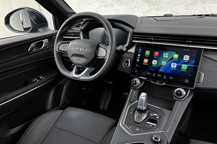 Vehicle Image 12