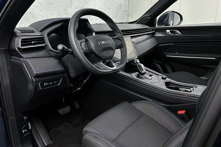Vehicle Image 22