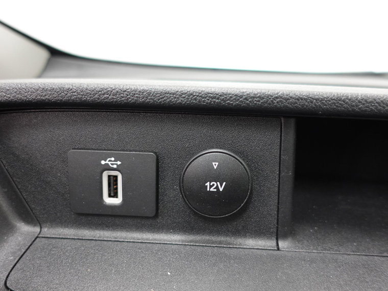Vehicle Image 26