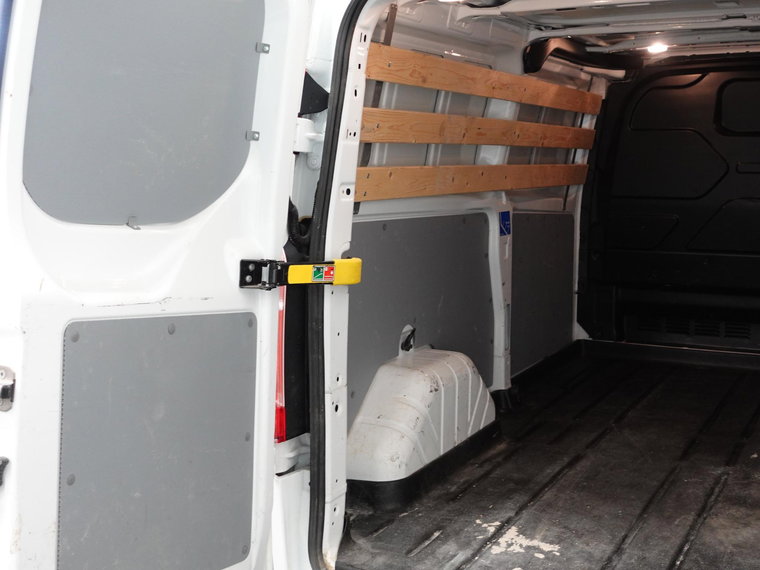 Vehicle Image 37