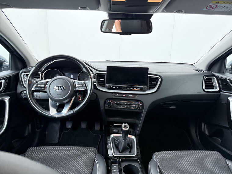 Vehicle Image 37