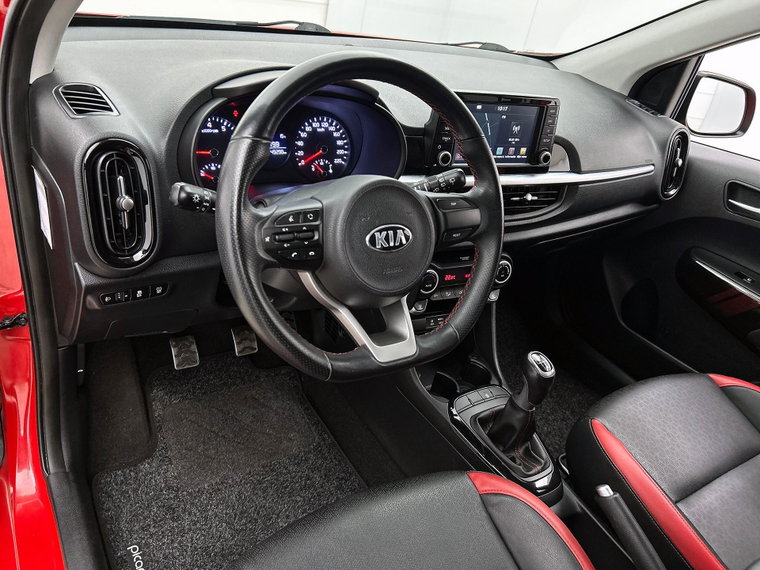 Vehicle Image 14