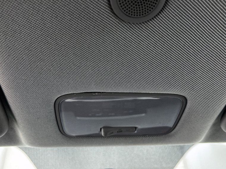 Vehicle Image 29