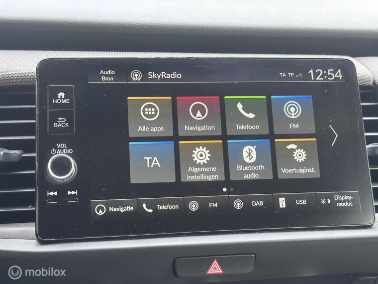 Vehicle Image 13