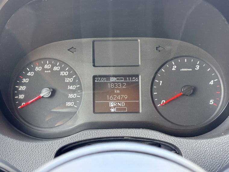 Vehicle Image 28
