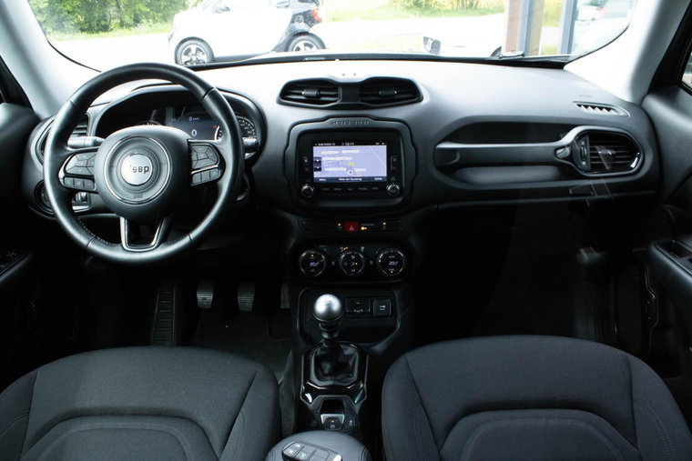Vehicle Image 33