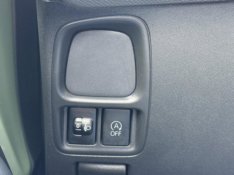 Vehicle Image 24