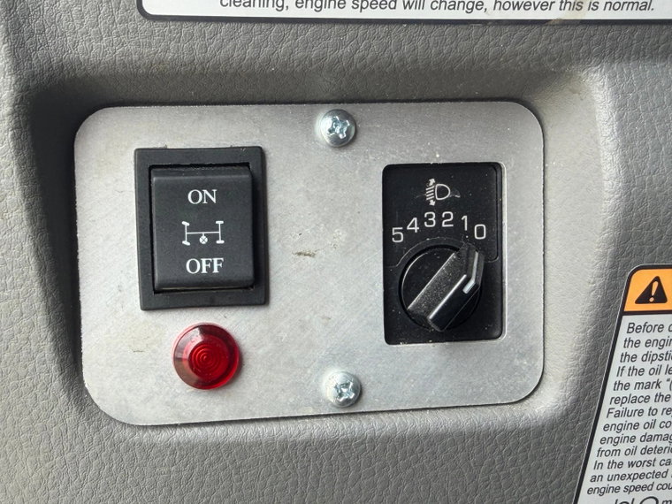 Vehicle Image 24