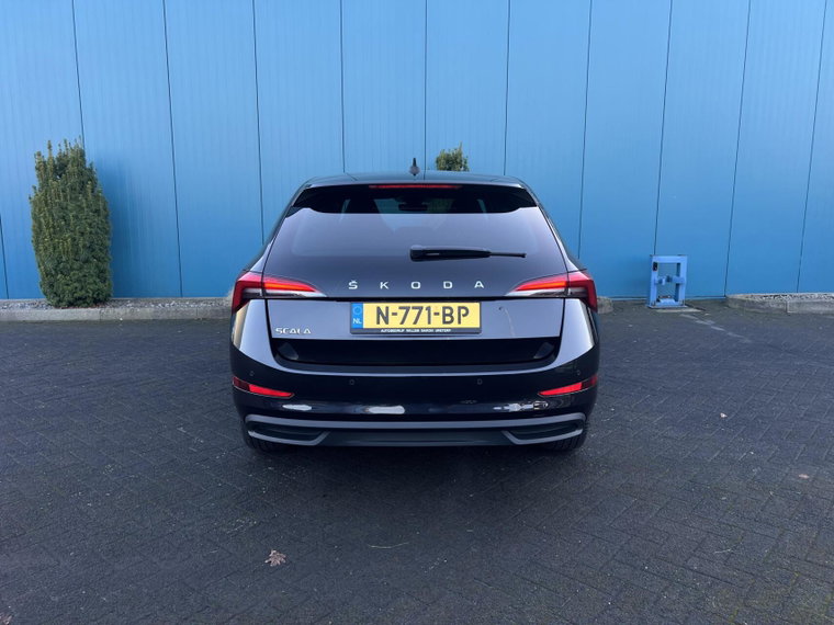 Vehicle Image 24