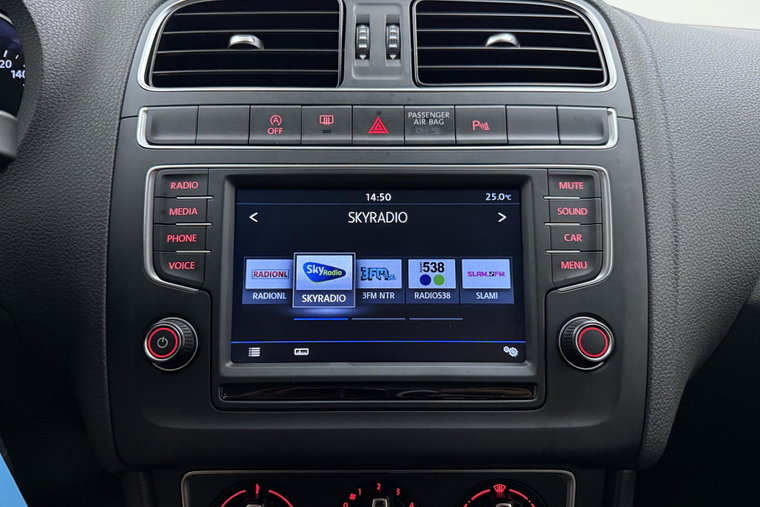 Vehicle Image 21