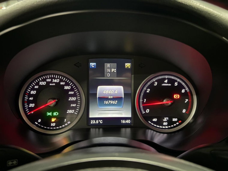 Vehicle Image 36
