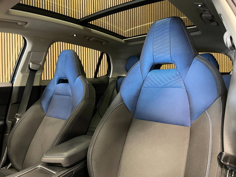 Vehicle Image 36
