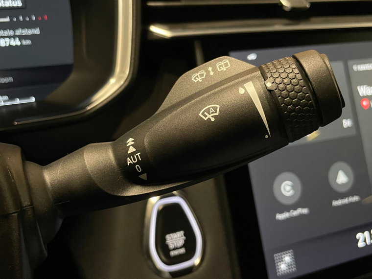 Vehicle Image 50