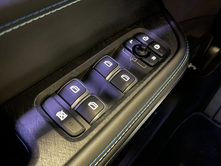 Vehicle Image 51