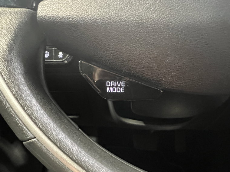 Vehicle Image 26