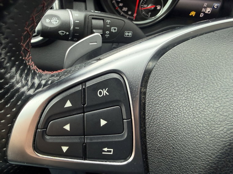 Vehicle Image 27
