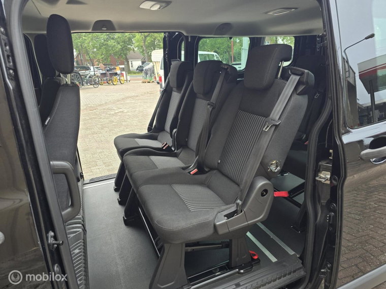 Vehicle Image 19