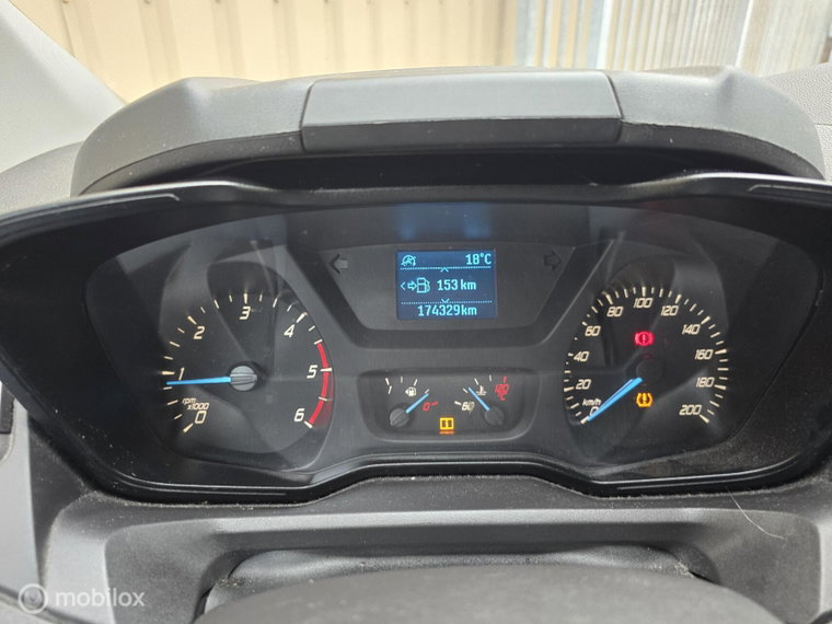 Vehicle Image 28