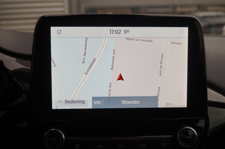 Vehicle Image 11