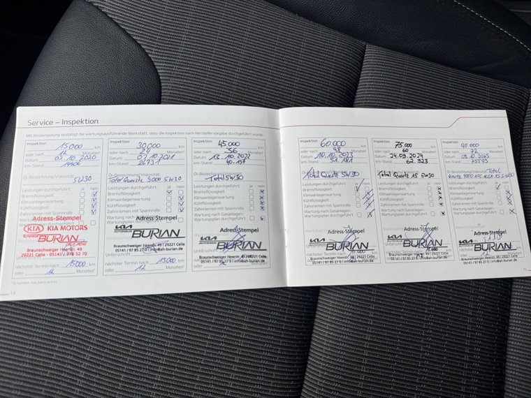 Vehicle Image 16
