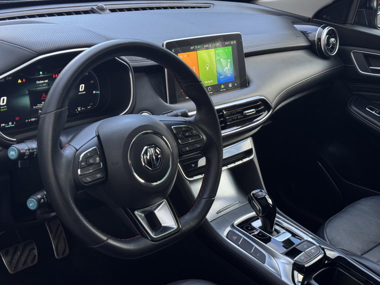 Vehicle Image 10