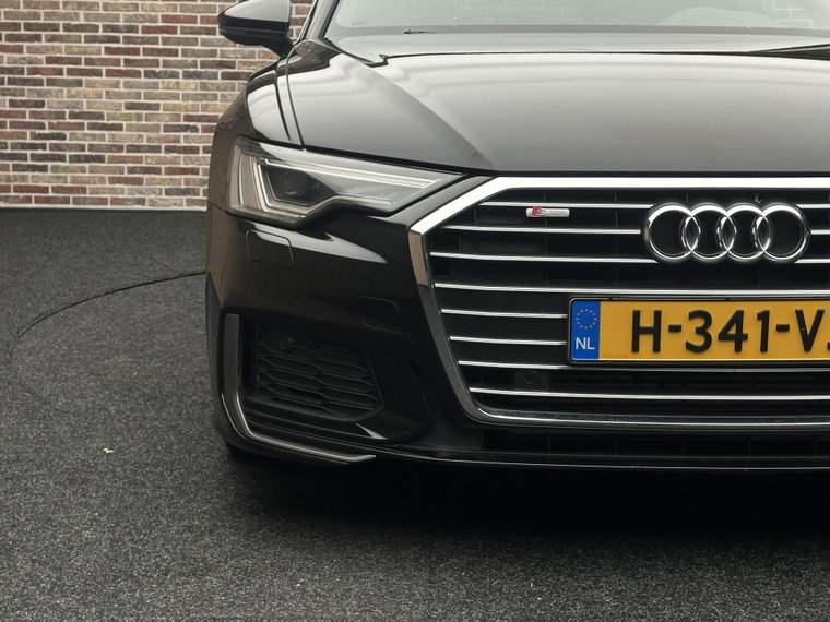 Vehicle Image 29