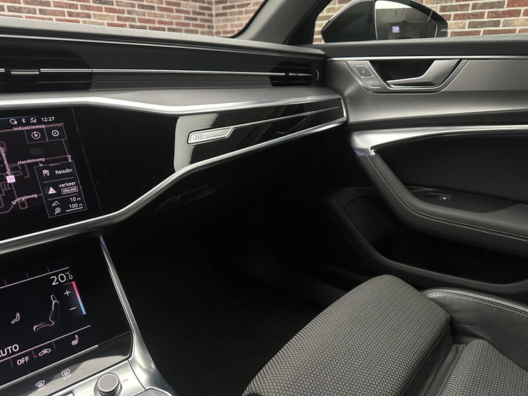 Vehicle Image 35