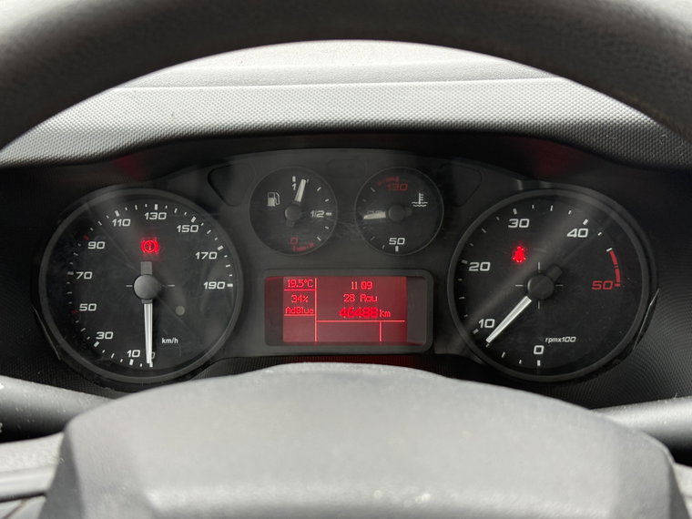 Vehicle Image 19