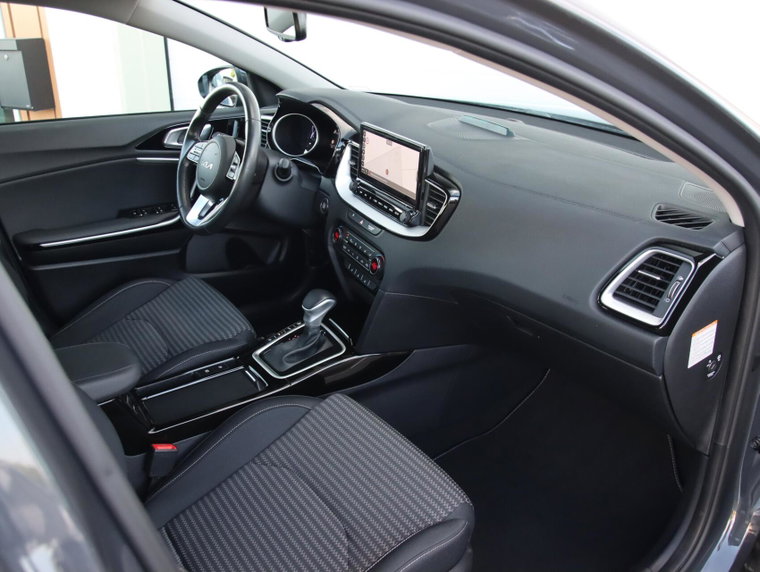 Vehicle Image 37
