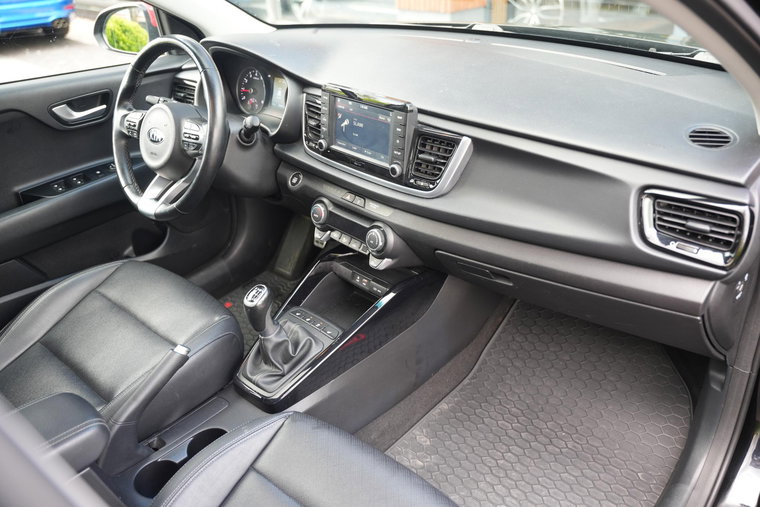 Vehicle Image 21