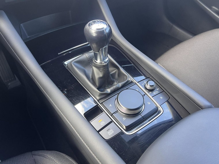 Vehicle Image 37