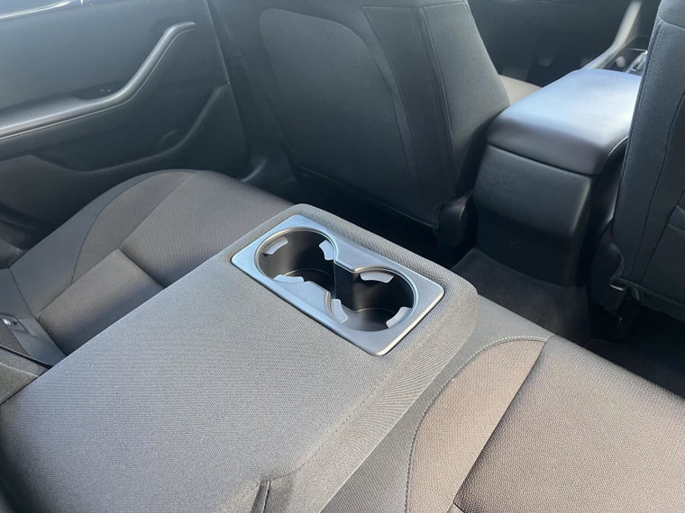 Vehicle Image 40