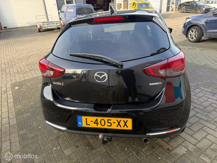 Vehicle Image 11