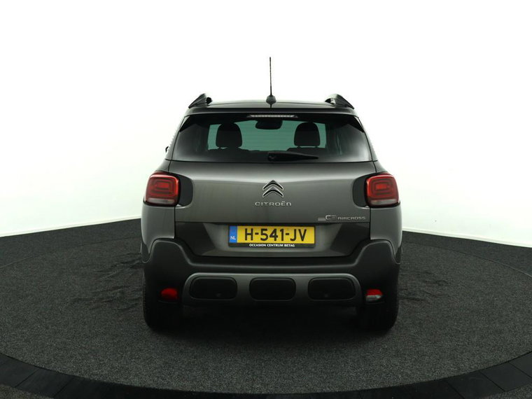 Vehicle Image 40